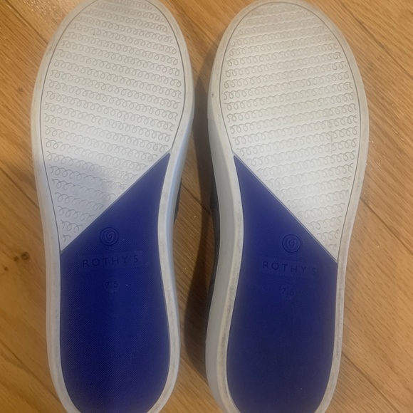 Rothy’s Slip-On Sneaker in Grey Camo, Size 7.5 - Picture 3 of 8